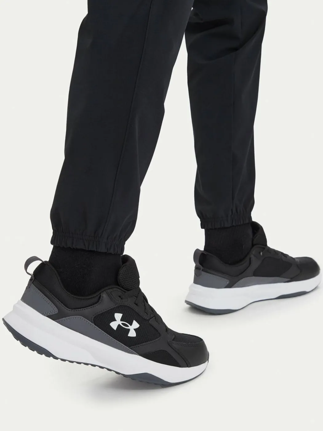 Sneakers Ua Charged Edge 3026727-003 Nero